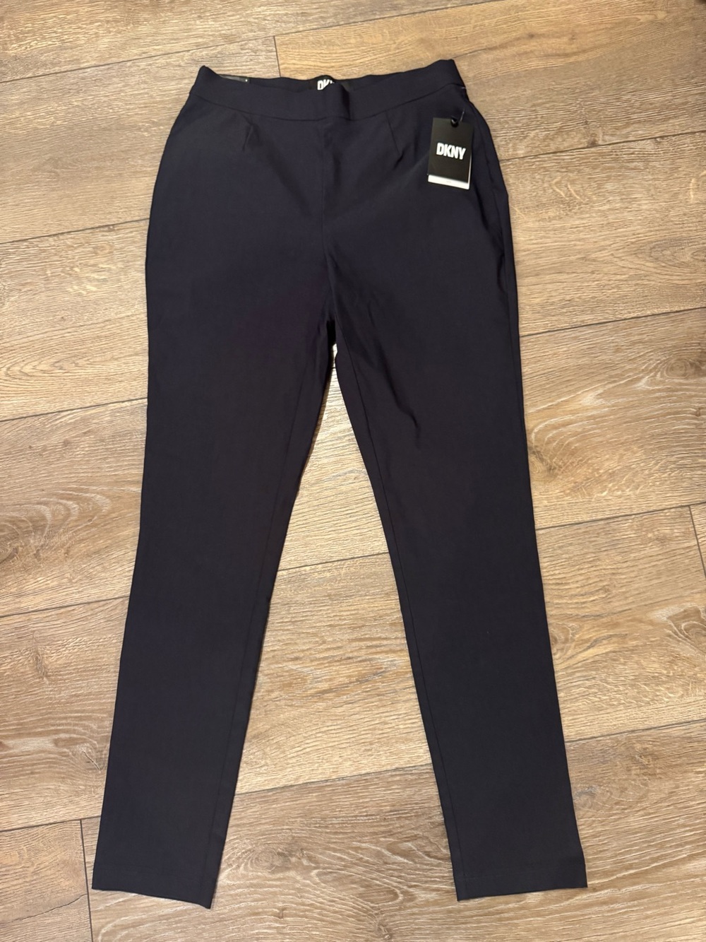 DKNY Stretch Tapered Leg Ankle Length Dress Pants Dark Navy Blue Size Small NWT